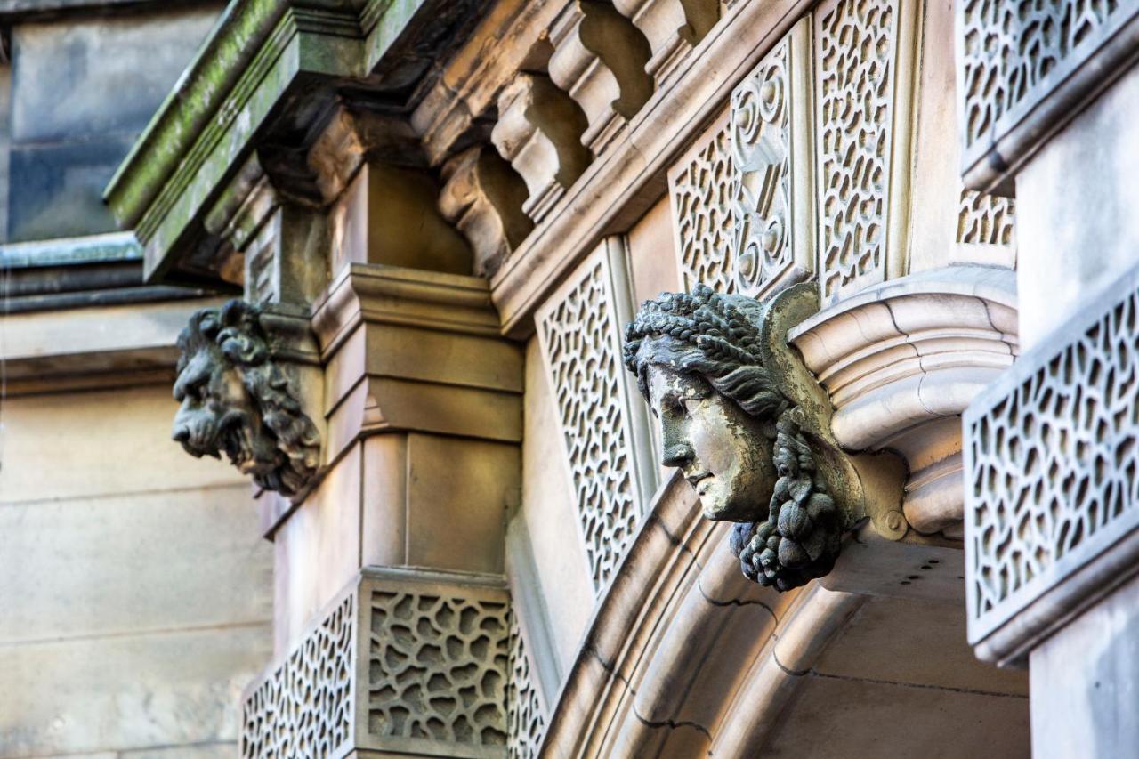 Virgin Hotels Edinburgh Ngoại thất bức ảnh Detail of the facade