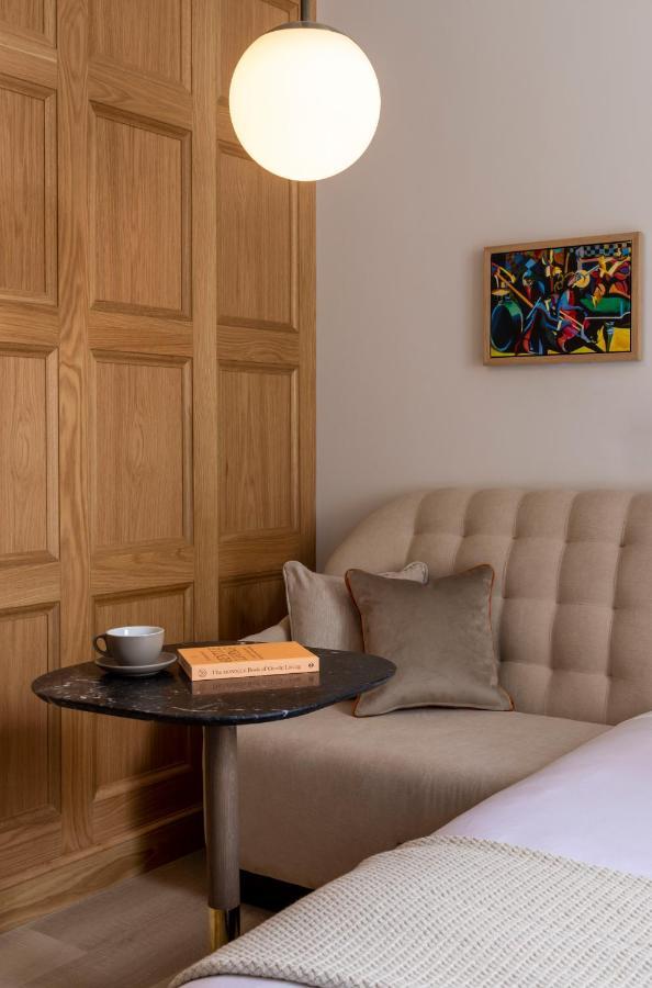 Virgin Hotels Edinburgh Ngoại thất bức ảnh A sofa