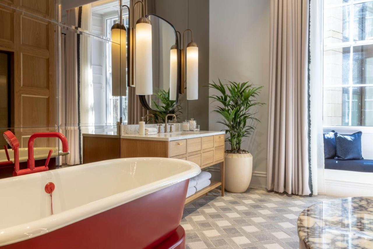 Virgin Hotels Edinburgh Ngoại thất bức ảnh Bathroom